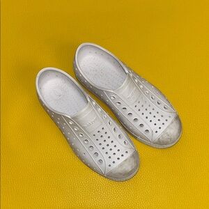 Slip-On Lightweight Water Shoes in White